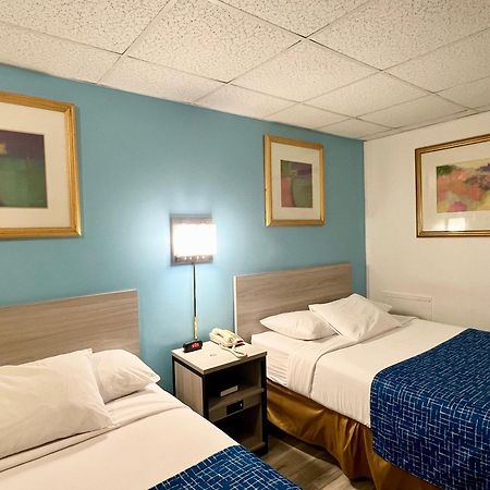 ทราเวลลอดจ์ บาย วินด์แฮม เฮอร์ชีย์ Hotel ภายนอก รูปภาพ