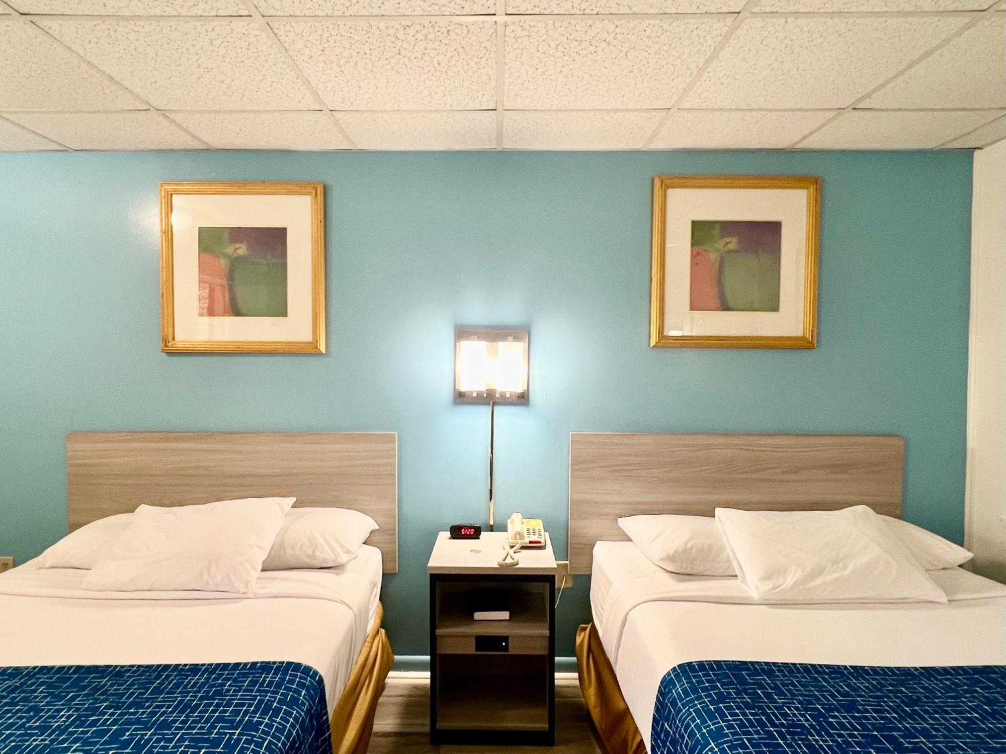 ทราเวลลอดจ์ บาย วินด์แฮม เฮอร์ชีย์ Hotel ภายนอก รูปภาพ